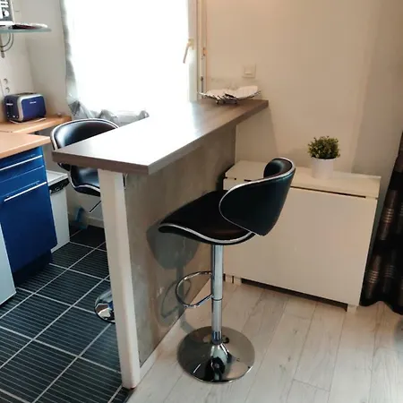 Le Memorial Apparthotel-Goodcaen Apartment Caen