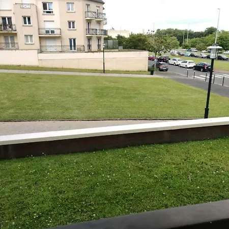 Apartment Le Memorial Apparthotel-Goodcaen 3*